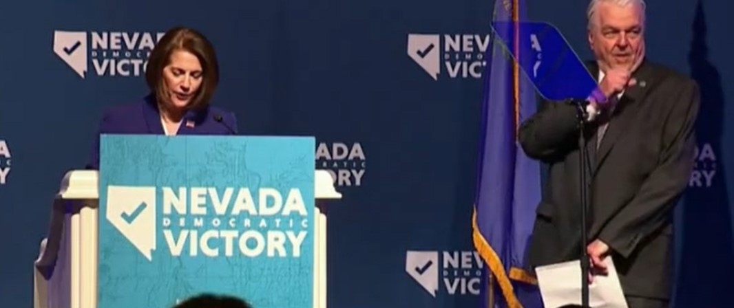 Демократическата партия в Съединените щати запазва мнозинството си в американския